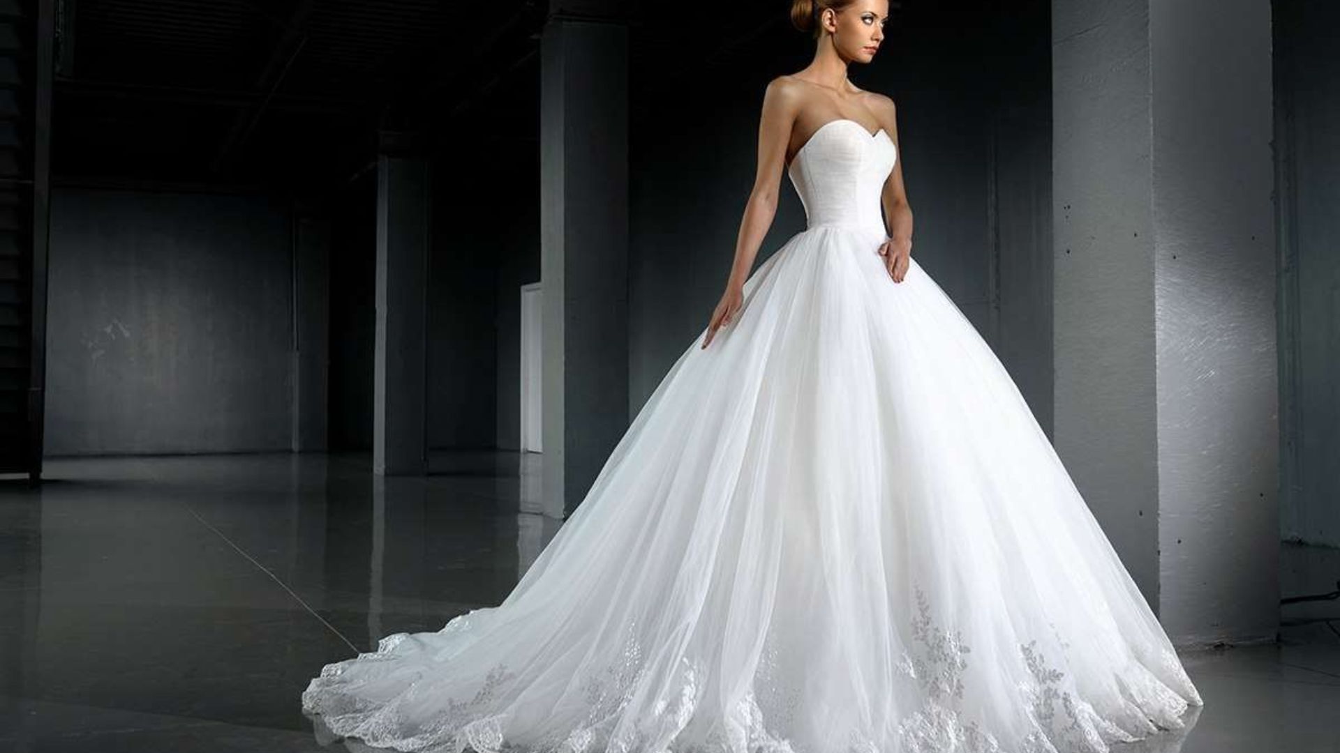 What To Consider Before Shopping For A Wedding Dress