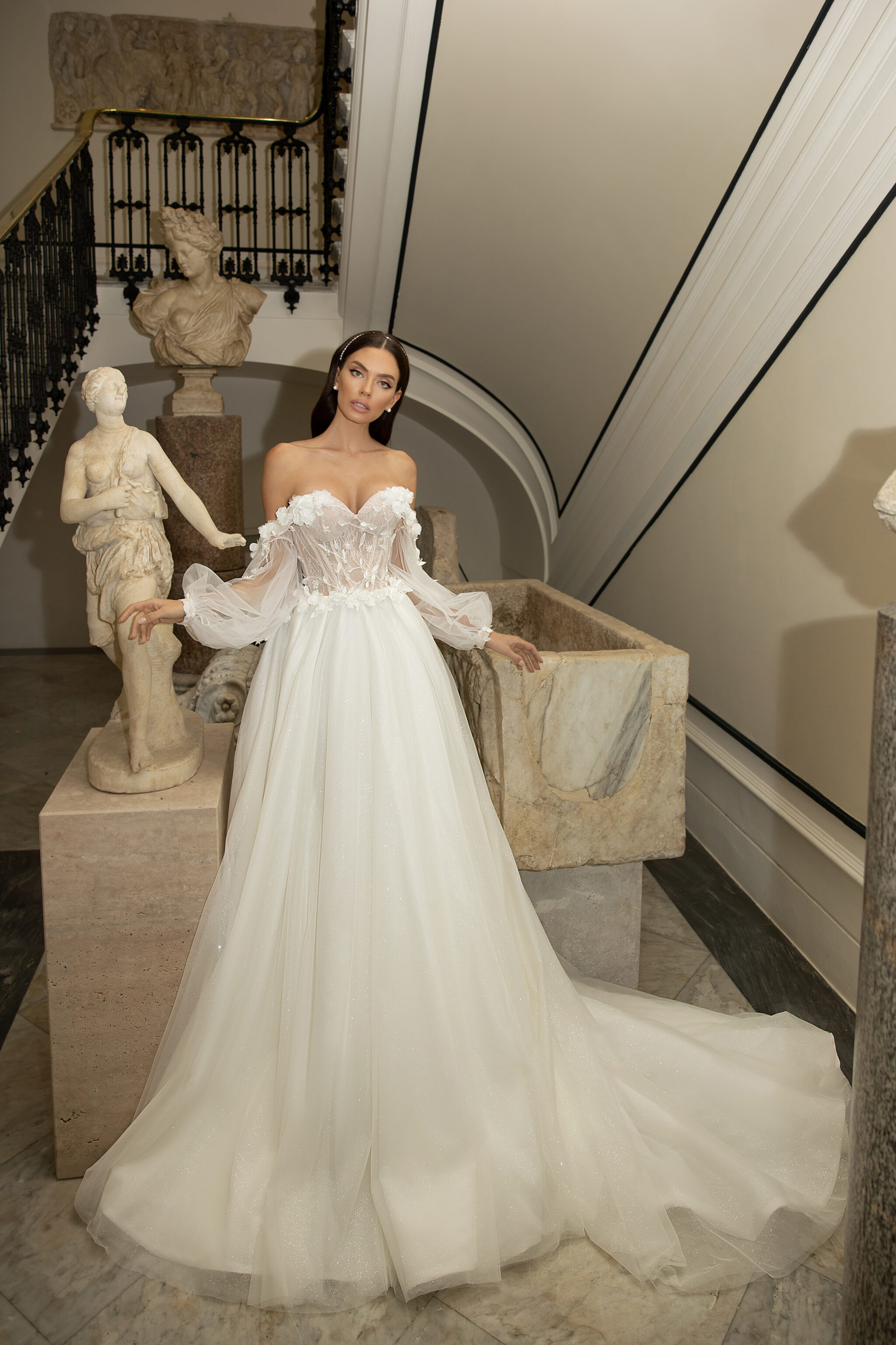 Best Dubai Bride Dresses in Dubai - Nurj Bridal