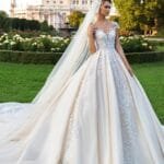 How to Sеlеct a Drеam Gown for Your Drеam Wеdding