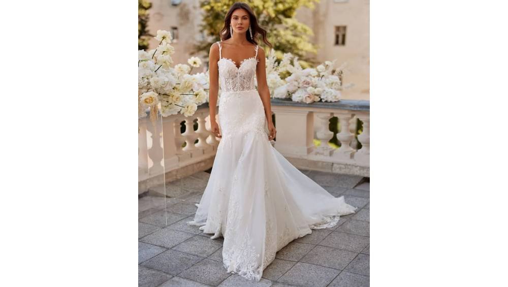 wedding gown