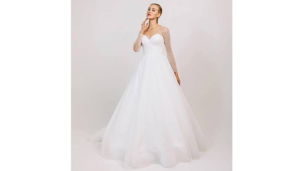 buy wedding dress in UAE.